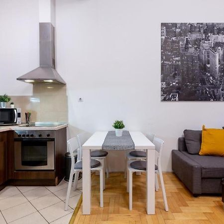 Downtown Home In The Gozsdu Garden Budapest Exterior foto
